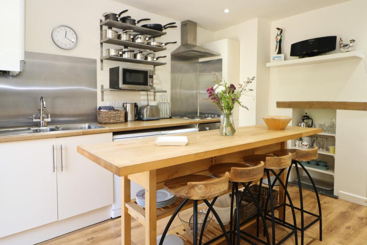 Town Centre Apartment With Parking Padstow Eksteriør billede